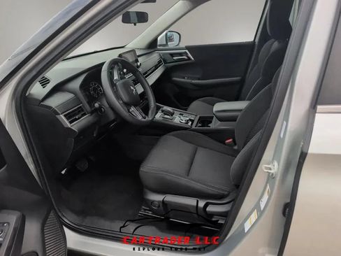 Used 2022 Mitsubishi Outlander ES FWD image 20