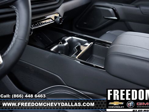 New 2025 Chevrolet Silverado EV LT image 33