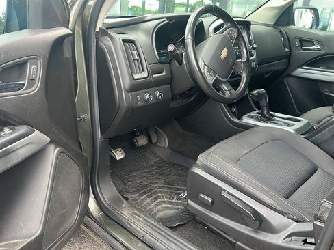 Used 2018 Chevrolet Colorado LT w/ LT Convenience Package AWD/4WD image 14