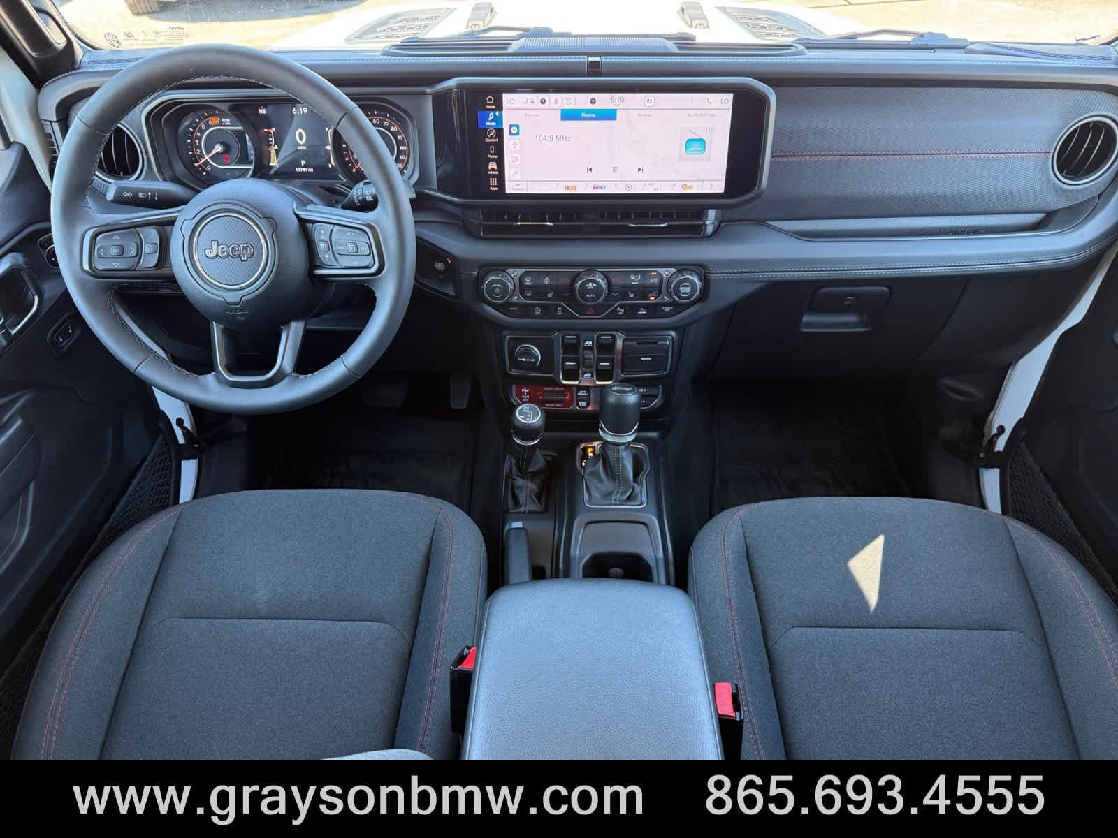 Used 2026 Jeep Wrangler Unlimited Rubicon w/ Safety Group AWD/4WD image 18