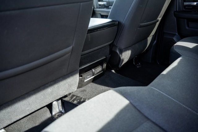 Used 2024 RAM 1500 Warlock AWD/4WD image 33