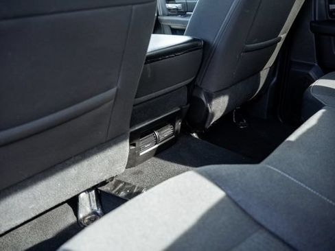 Used 2024 RAM 1500 Warlock AWD/4WD image 33
