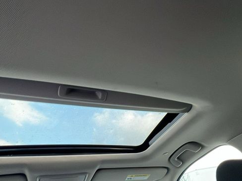 Used 2023 Honda CR-V EX image 19