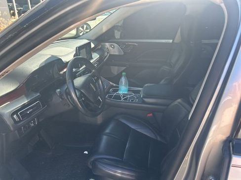 Used 2023 Lincoln Aviator Reserve w/ Equipment Group 201A image 2