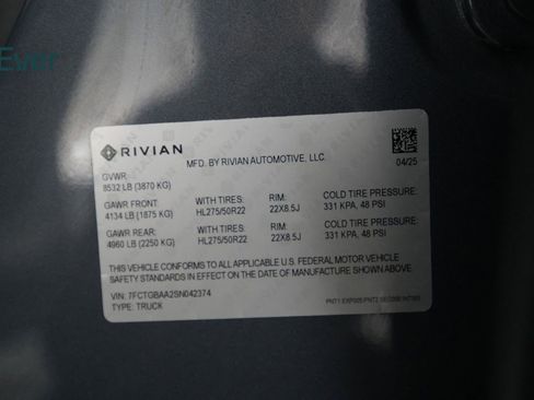 Used 2025 Rivian R1T Adventure AWD/4WD image 29