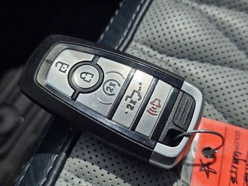 Certified 2022 Ford F150 Limited AWD/4WD image 39