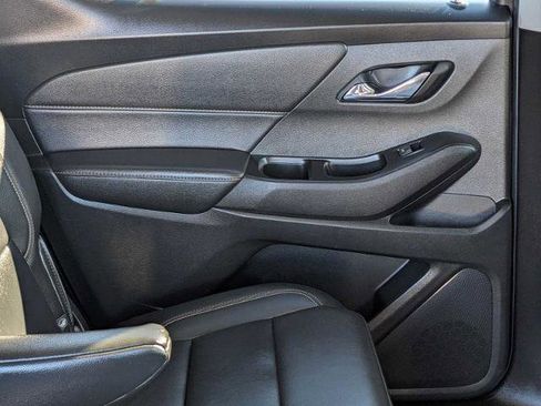 Used 2020 Chevrolet Traverse RS w/ LPO, Floor Liner Package image 23