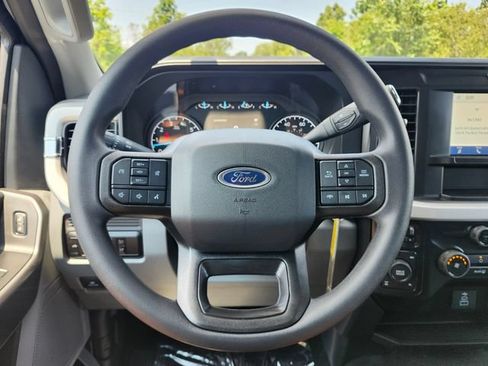 New 2026 Ford F250 XLT w/ FX4 Off-Road Package AWD/4WD image 28