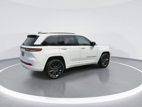 New 2026 Jeep Grand Cherokee Limited AWD/4WD image 8