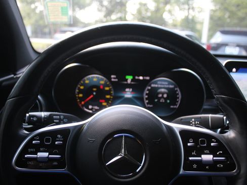 Used 2020 Mercedes-Benz GLC 350e 4MATIC image 30