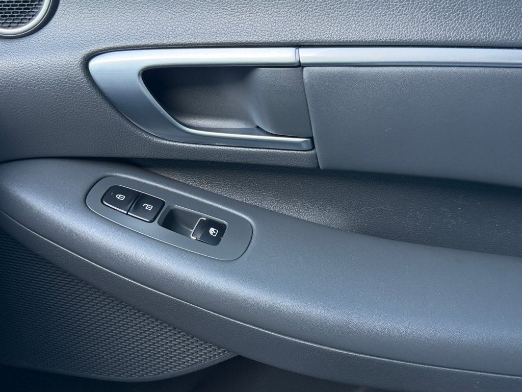 Used 2020 Hyundai Sonata SEL FWD image 31
