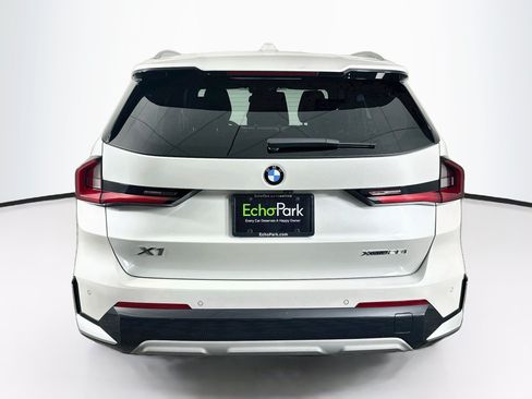 Used 2025 BMW X1 xDrive28i AWD/4WD image 7