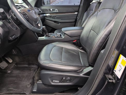 Used 2017 Ford Explorer Limited w/ Equipment Group 301A image 16