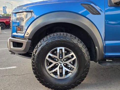 Used 2018 Ford F150 Raptor w/ Equipment Group 802A Luxury AWD/4WD image 9
