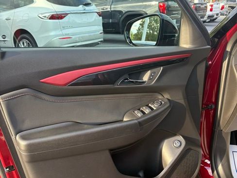 Used 2025 Chevrolet TrailBlazer RS w/ Convenience Package image 10