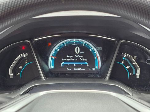 Used 2018 Honda Civic EX image 16