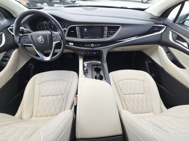 Used 2023 Buick Enclave Avenir w/ Avenir Technology Package FWD image 40