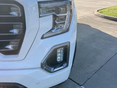 Used 2020 GMC Sierra 1500 AT4 w/ AT4 Premium Package AWD/4WD image 13