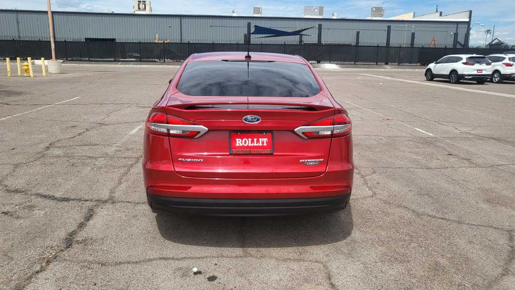 Used 2020 Ford Fusion Energi Titanium FWD image 8