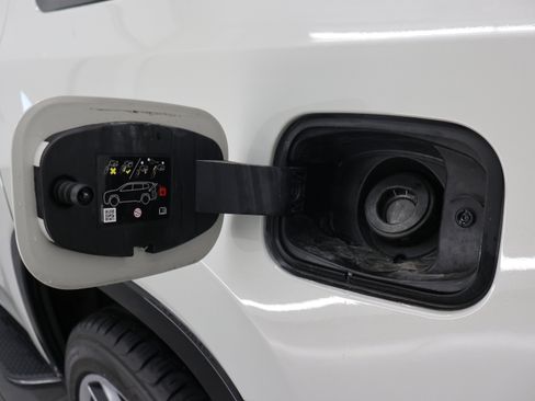 Used 2022 Jeep Wagoneer Series II w/ Premium Group I image 34