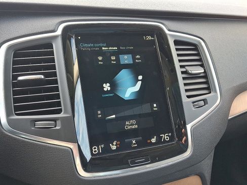 Used 2021 Volvo XC90 T8 Inscription Expression w/ Climate Package image 17