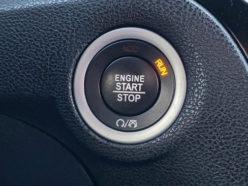 Used 2020 Chrysler 300 S image 23