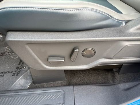 Used 2024 Ford Bronco Outer Banks image 8