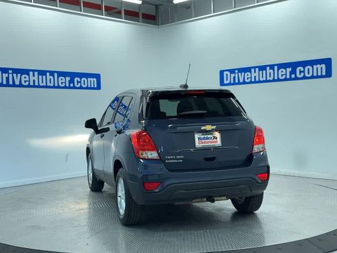 Used 2019 Chevrolet Trax LS w/ Tint and Cruise Package AWD/4WD image 9