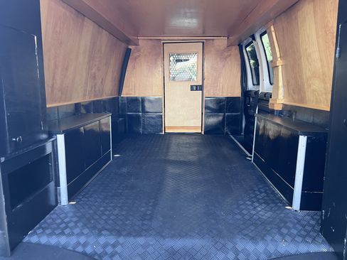 Used 2019 GMC Savana 2500 w/ Driver Convenience Package image 35