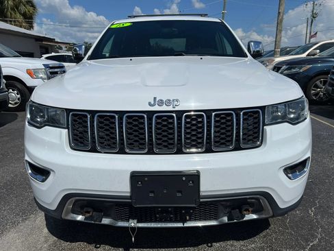 Used 2018 Jeep Grand Cherokee Limited AWD/4WD image 3