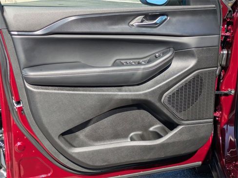 New 2025 Jeep Grand Cherokee L Laredo w/ Luxury Tech Group I image 12