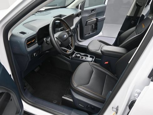 Used 2025 Ford Maverick Tremor AWD/4WD image 11