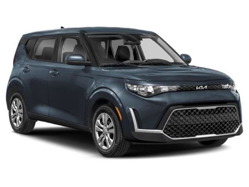 Used 2023 Kia Soul LX w/ LX Technology Package FWD image 6