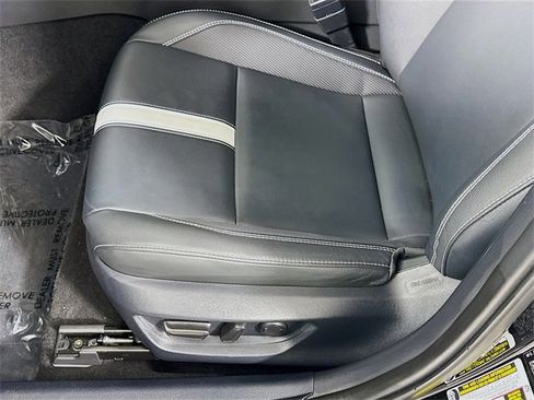 Certified 2025 Toyota Camry SE image 18