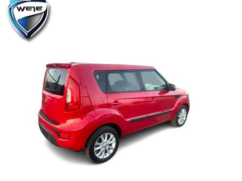 Used 2012 Kia Soul + image 2