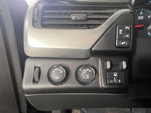 Used 2020 Chevrolet Suburban LS w/ Max Trailering Package AWD/4WD image 31
