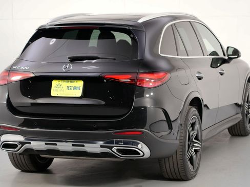 Used 2023 Mercedes-Benz GLC 300 w/ AMG Line image 59
