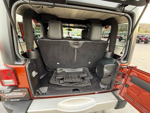 Used 2014 Jeep Wrangler Sahara w/ Connectivity Group image 27