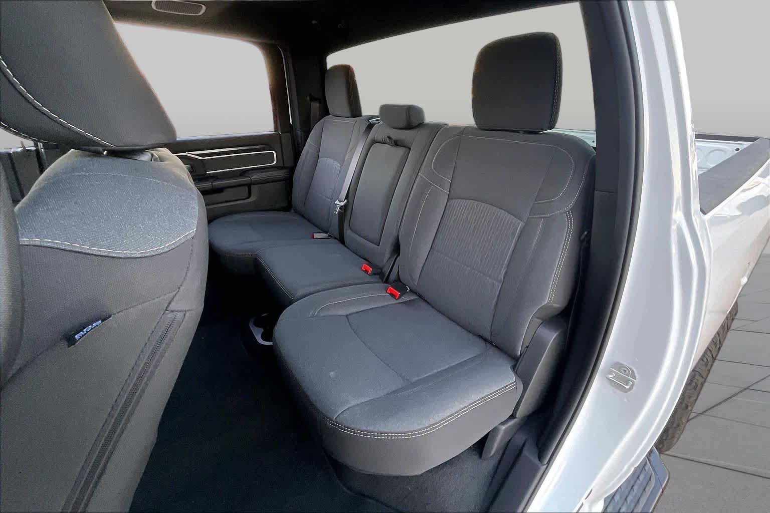 Used 2023 RAM 2500 Big Horn w/ Safety Group AWD/4WD image 20