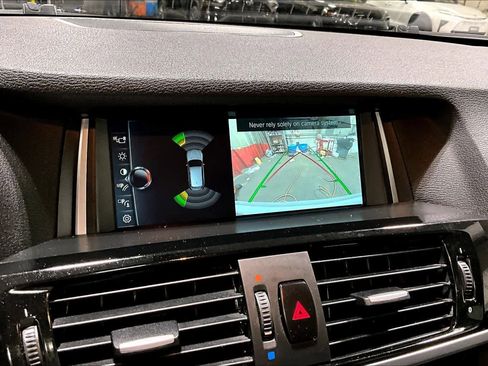 Used 2017 BMW X3 xDrive28i image 26