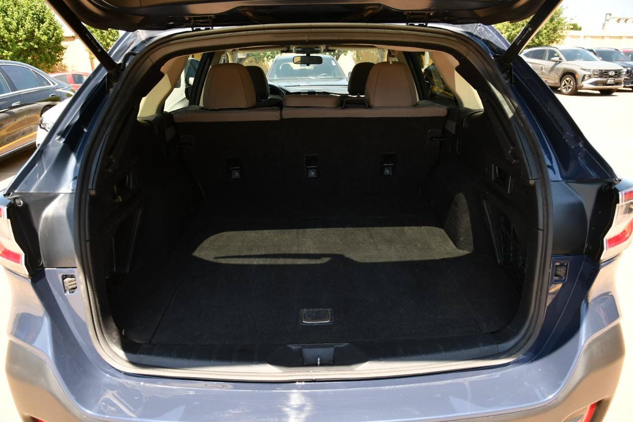 Used 2024 Subaru Outback Premium AWD/4WD image 32