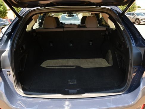 Used 2024 Subaru Outback Premium AWD/4WD image 32