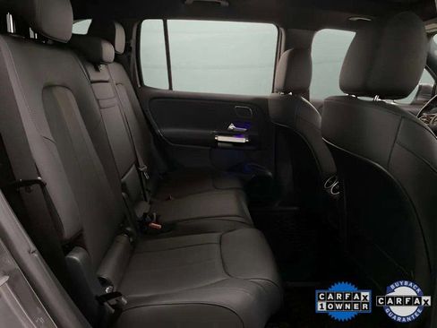 Used 2023 Mercedes-Benz EQB 300 4MATIC w/ Pinnacle Package image 22