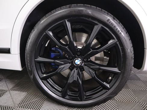 Certified 2024 BMW X7 M60i w/ Executive Package image 33