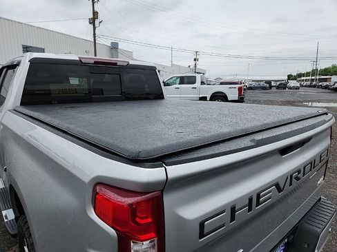 Used 2020 Chevrolet Silverado 1500 RST AWD/4WD image 6