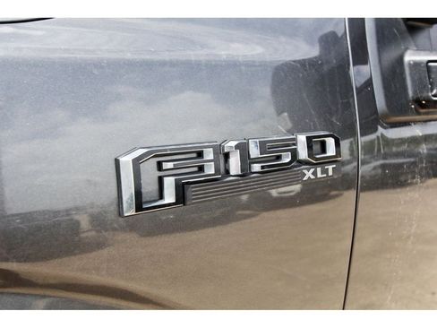 Used 2018 Ford F150 XLT w/ Equipment Group 302A Luxury AWD/4WD image 7