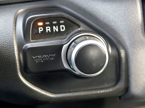 Used 2021 RAM 2500 Tradesman w/ Chrome Appearance Group AWD/4WD image 25