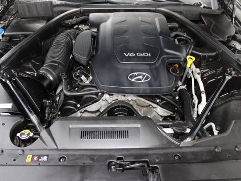 Used 2015 Hyundai Genesis 3.8 w/ Option Group 04 RWD image 29