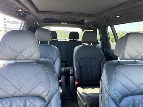 Used 2024 BMW X7 xDrive40i w/ M Sport Package AWD/4WD image 7