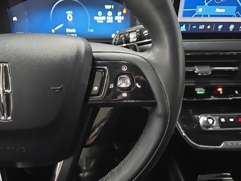Used 2023 Lincoln Corsair AWD w/ Equipment Group 101A image 25